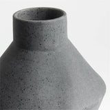 Jarrón de cerámica negro angular 14".