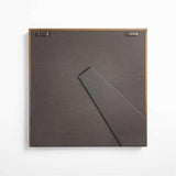 Marco de pared de bronce antiguo cepillado.