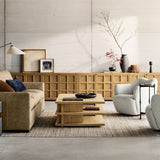 Consola multimedia Campagna 76" de ratán y madera de roble natural.