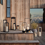 Linterna de metal negro de Marruecos.