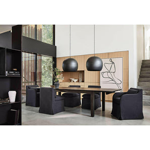 Euskera 82"-118" Charcoal Mesa de comedor rectangular extensible de madera gris.