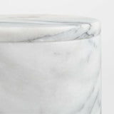 Cocina francesa Pequeño bote de mármol.