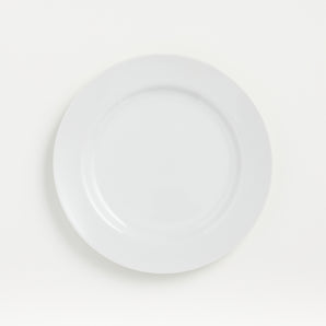 Plato de ensalada y postre Maison.