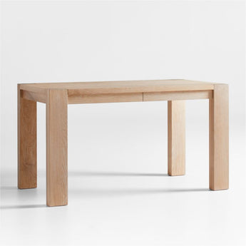 Terra 54" Escritorio de madera de roble blanco natural con tomas de corriente.