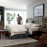 Tate Walnut Banco de listones.