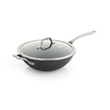 Calphalon Calphalon ® Signature 12" Wok antiadherente de fondo plano con tapa.