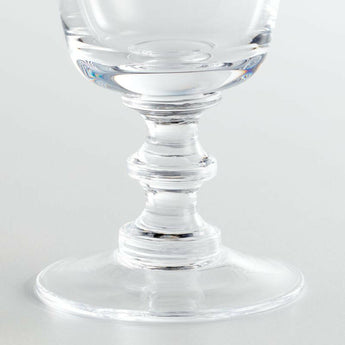 Vino tinto León de 11 onzas Cristal.