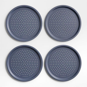 Mini moldes perforados para pizza de Crate & Barrel (juego de 4)