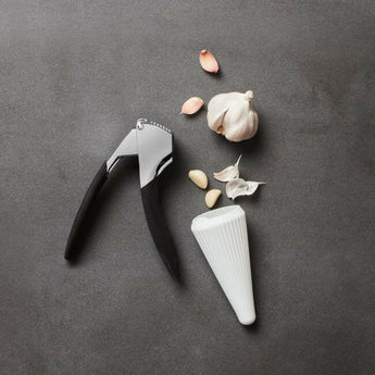 Chef'n ® GarlicCone Garlic Peeler..