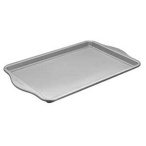 Cuisinart 17 in Nonstick Baking Sheet Easy Grip® Series