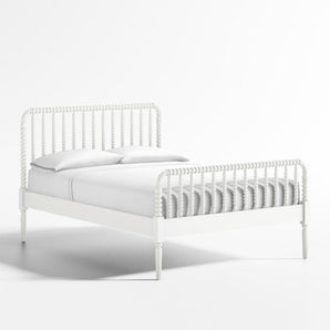 Cama infantil con husillos de madera Jenny Lind