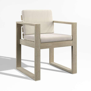Sillón de comedor exterior de madera Mallorca con cojines color marfil