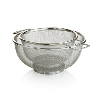 Set of 2 Mesh Colanders.