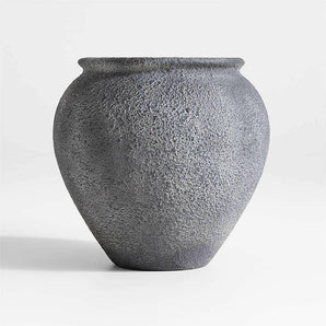 Ophelia Black Medium Planter.