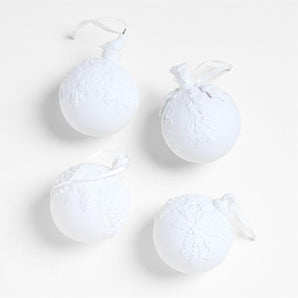 Juego de 4 adornos navideños de bolas de porcelana