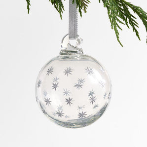 Adorno navideño con forma de bola de estrella grabada