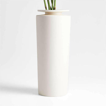Plateia White Earthenware Vase.