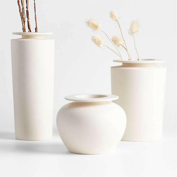 Plateia White Earthenware Vase.