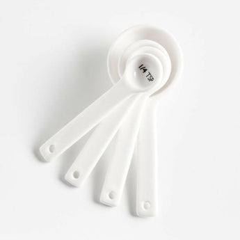 Aspen White Measuring Spoons.