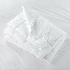 Hypoallergenic Lightweight Duvet Insert.