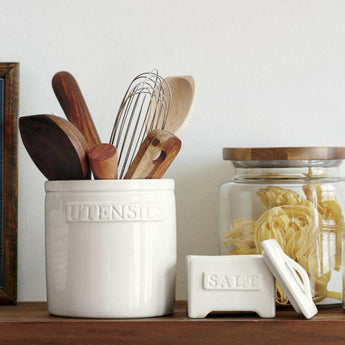 Montana 64 oz. Acacia and Glass Jar.