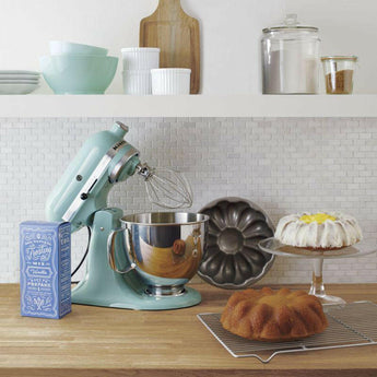 Charlotte Cake Stand.