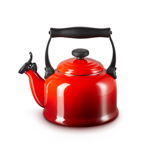 Le Creuset Traditional Coffee Maker Red