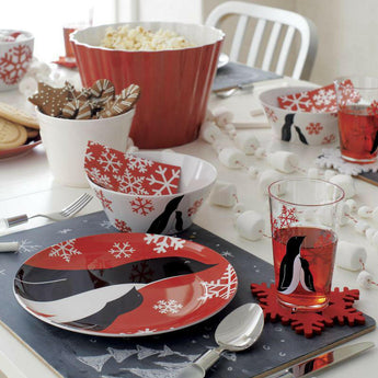 Scalloped Melamine Popcorn Cup.