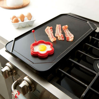 Reversible Ceramic Double Griddle.