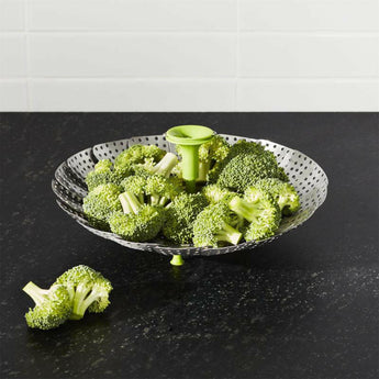 Stainless Steel Vegetable Steamer with Silicone Feet.