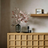 Cómoda de 6 cajones de ratán y madera de roble natural Campagna.