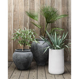 Saabira Taupe Jardinera de 23,25" de altura para interior/Exterior .