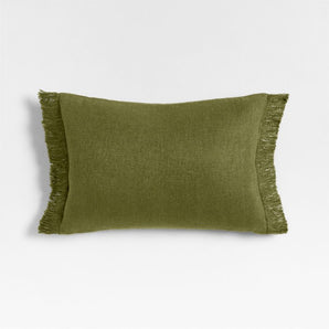 Almohada de flecos con textura informal