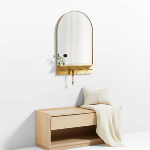 Edge Brass Espejo de pared de entrada con arco 24 "x36".
