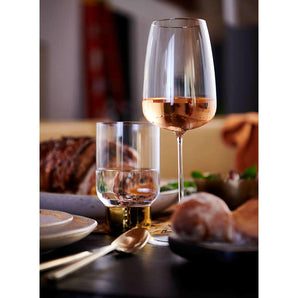 Vino tinto Lark Cristal.