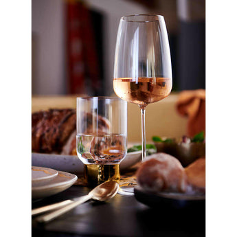 Vino tinto Lark Cristal.