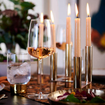 Vino tinto Lark Cristal.