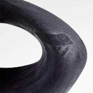 Escultura decorativa de madera oscura Izumo 8".