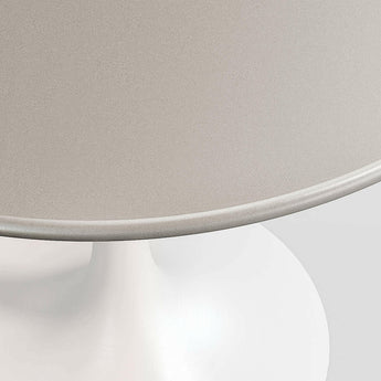 Mesa de comedor de hormigón Nero 48" con base blanca.