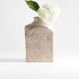 Nikko Jarrón Pequeño Cuadrado de Cerámica Blanca 9".