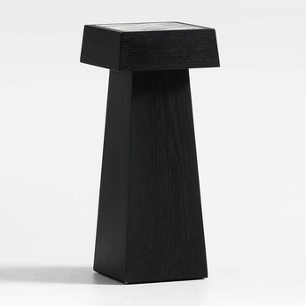 Seriana Charcoal Mesa auxiliar cuadrada con pedestal de madera de roble y mármol.
