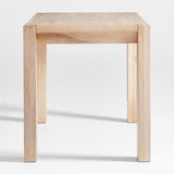 Terra 54" Escritorio de madera de roble blanco natural con tomas de corriente.