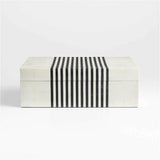 Caja decorativa Clara pequeña con incrustaciones de resina.