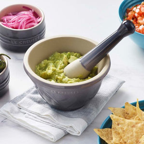 Mortero Le Creuset Gris