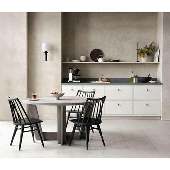 Alero Mesa de comedor redonda de 54".