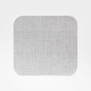 Mantel individual de crepé cuadrado redondeado de Chilewich ®.