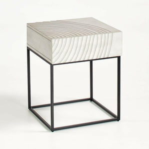 Mesita de noche Circulus.