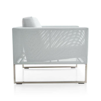 Sillón Dune con cojines Sunbrella®.