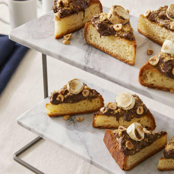 Servidor de 2 pisos de mármol de cocina francesa.