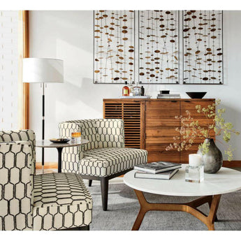 Escultura de pared de metal de campanas.